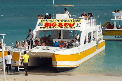 Party boat cruise in Turks and Caicos
