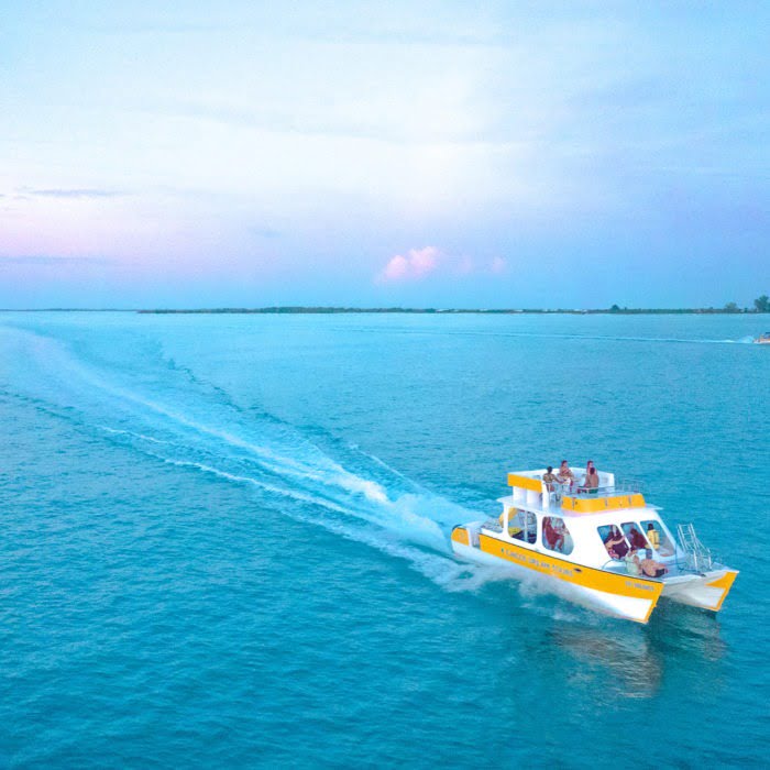Caicos Dream Tours private tour boat cruises between islands